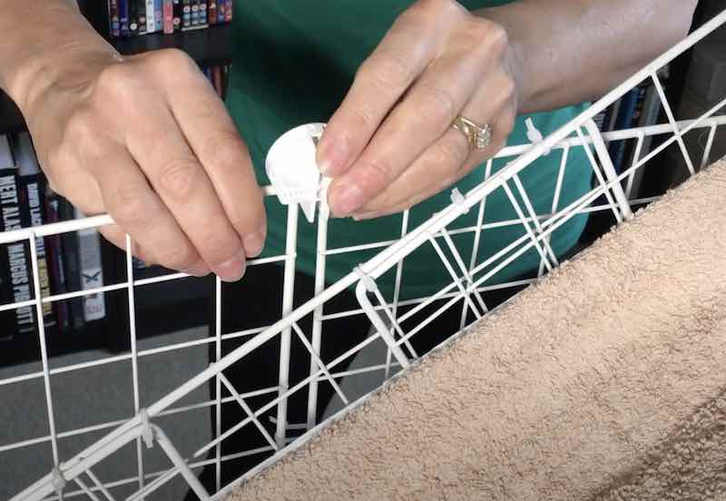 Turning the C&C cage connectors
